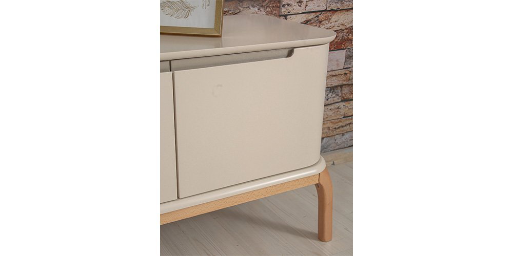 Modern tasarımlı, bej renkli Sofya Yemek Odası takımı, ahşap detaylı masa, sandalyeler ve büfeden oluşmaktadır. Kaliteli bir İnegöl mobilyası örneğidir.