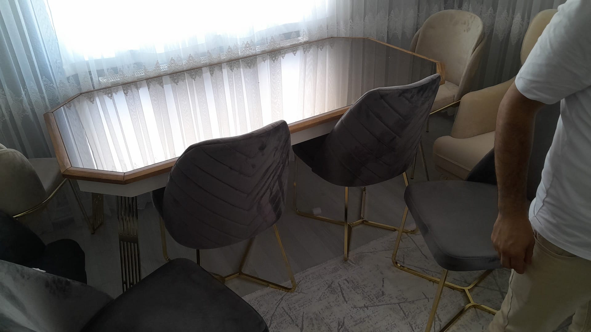 Ismail Bilican - Tekirdag modern octagonal dining set, featuring grey velvet chairs with gold metal legs. Quality Inegol furniture.