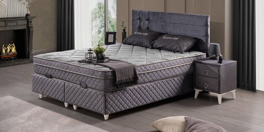 Carmen Baza & Başlık