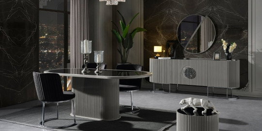 Şık duman gri oval masa ve siyah kadife sandalyelerden oluşan Gucci Yemek Odası Takımı. Modern konsol ve aynalı, Uygun Fiyatlı inegöl mobilya.