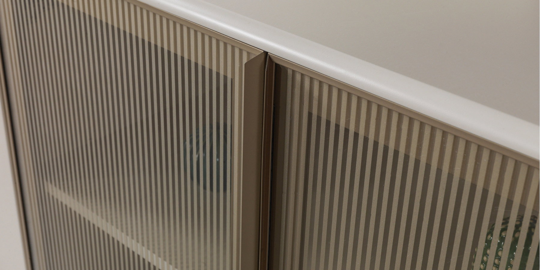 Lara Yemek Odası Takımı