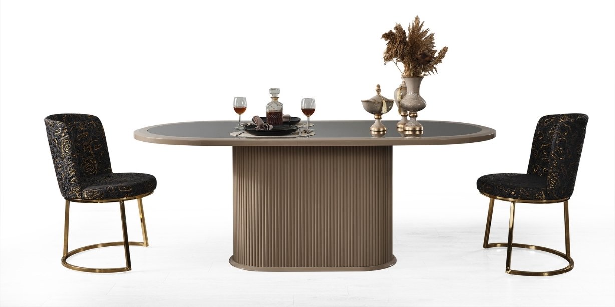 Gucci Cappicuno Yemek Odası Takımı