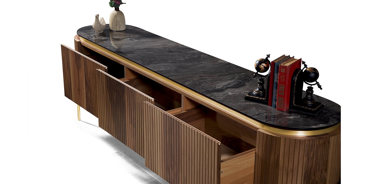 Tesla Tv Ünitesi Metal