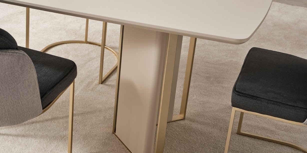 Guess Yemek Odası Takımı