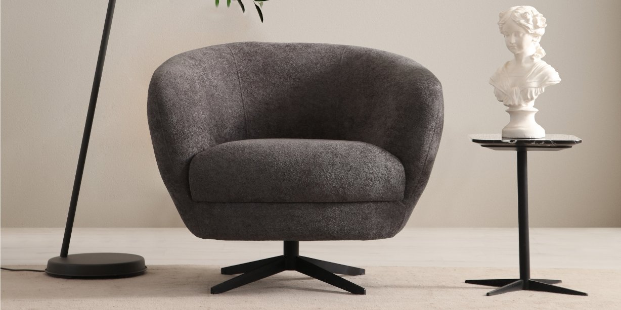 Manetti Koltuk Takımı Siyah Ayaklı