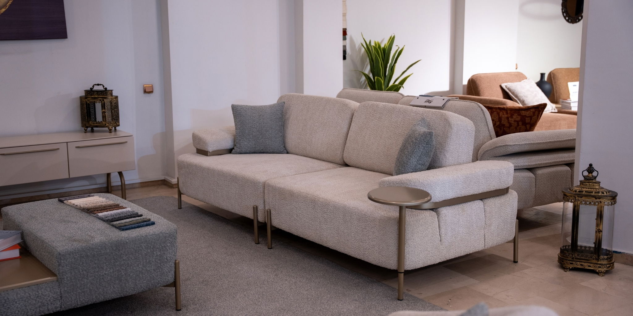 Duru Koltuk Takımı Teşhirden