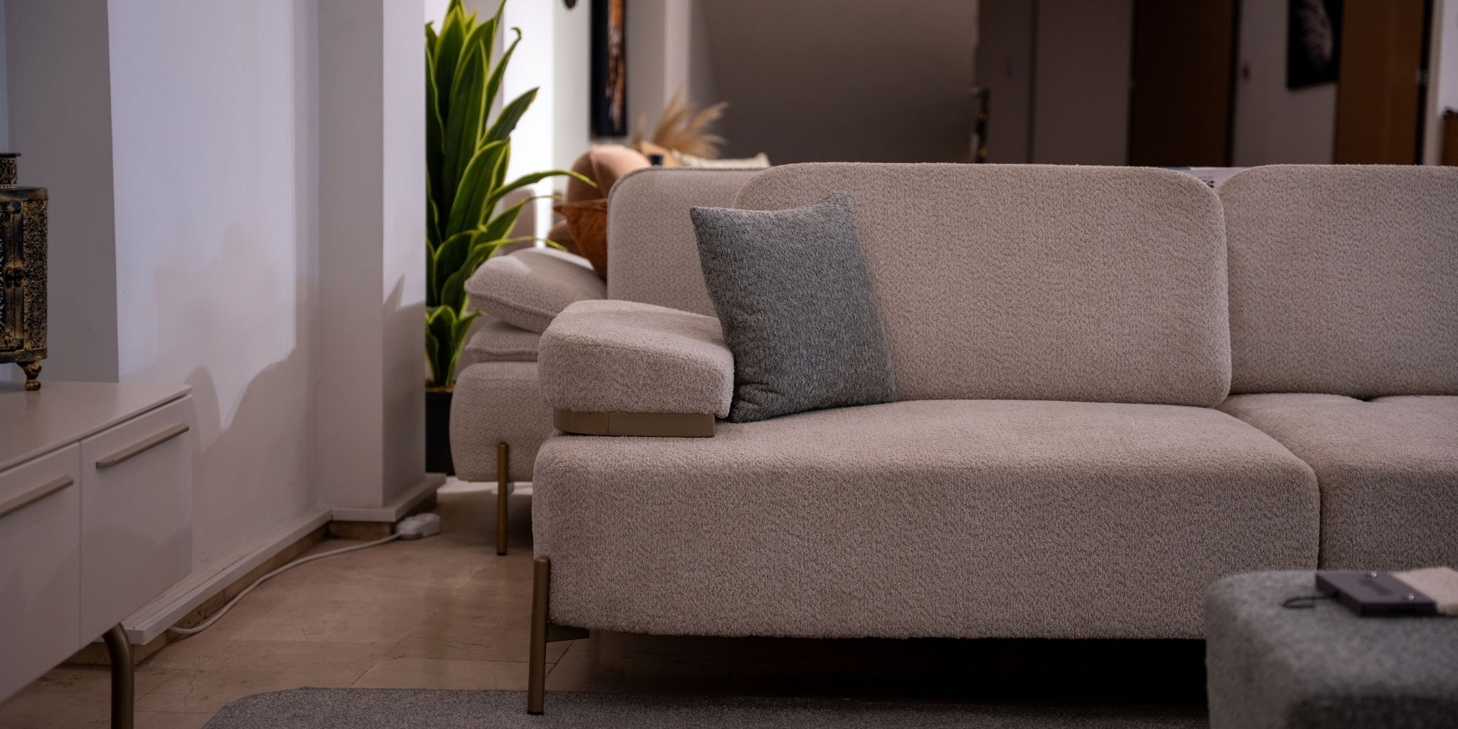 Duru Koltuk Takımı Teşhirden