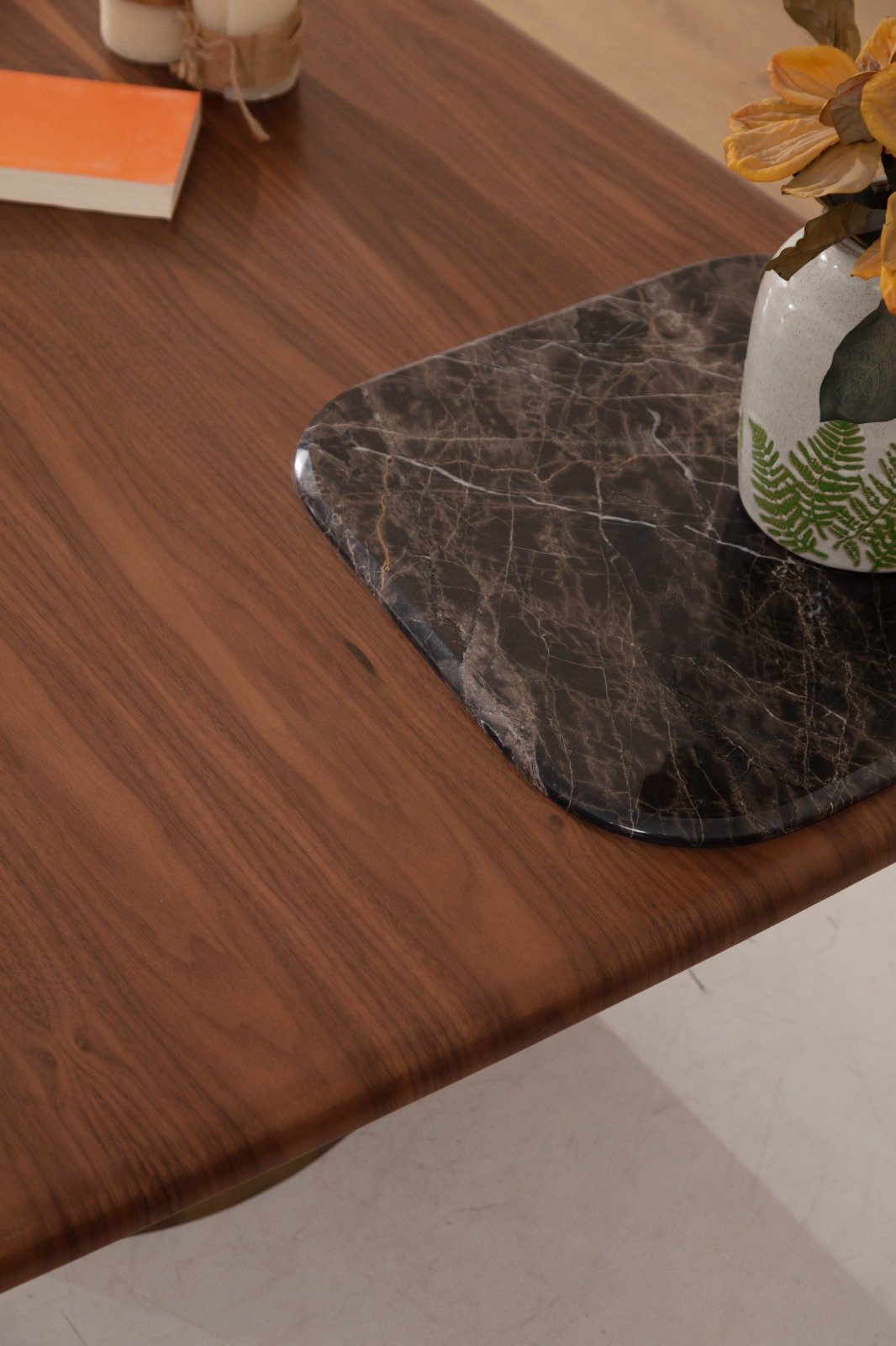 Bueno Orta Sehpa Prinç