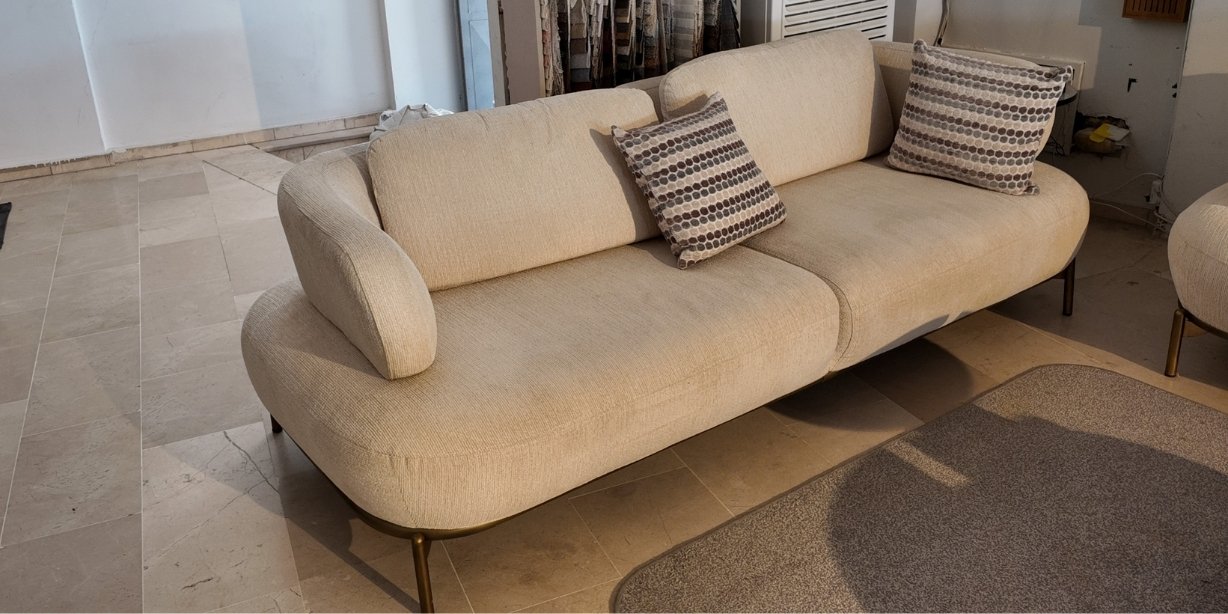 London Koltuk Takımı Teşhirden