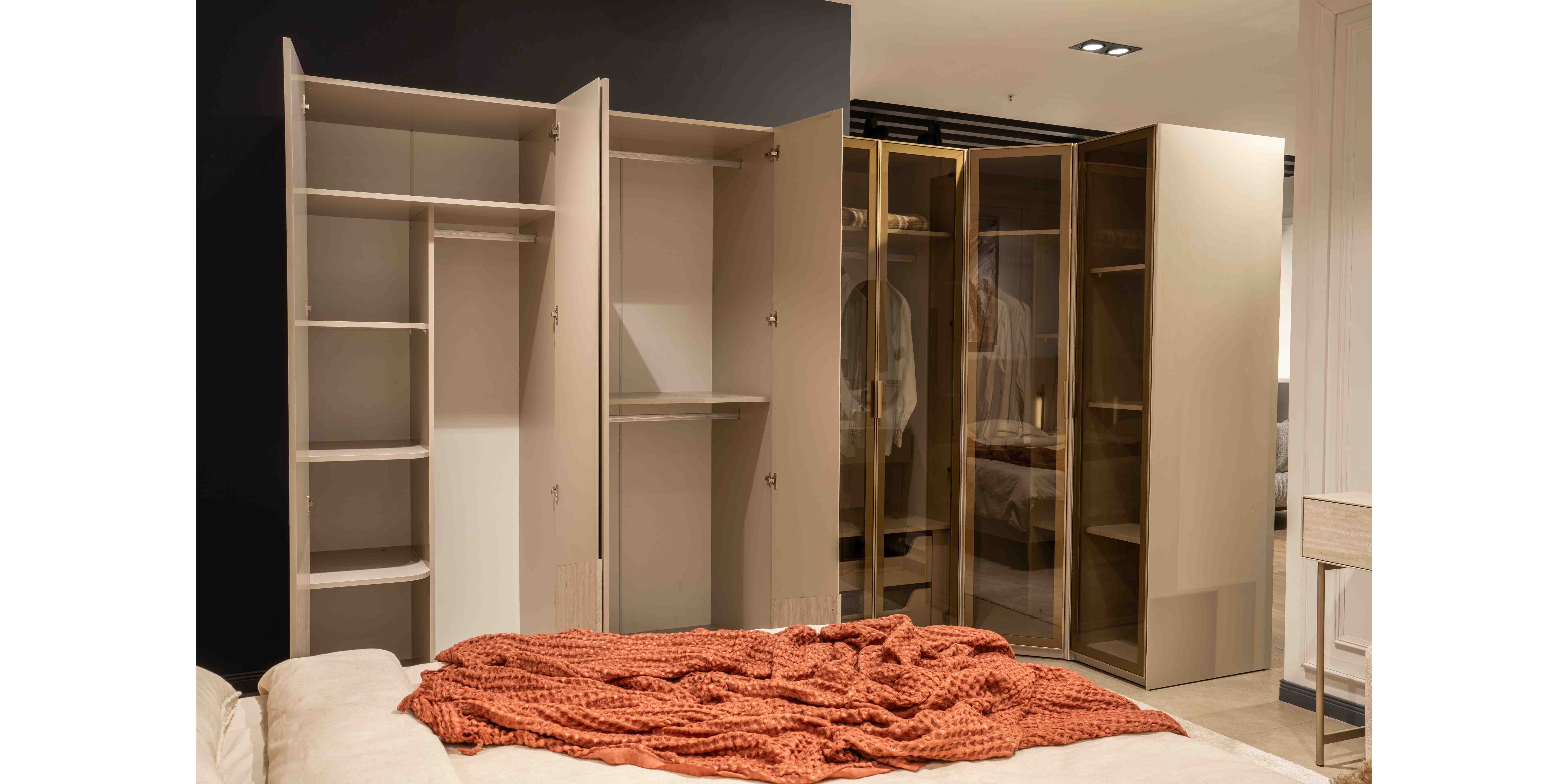 Rams Köşe Dolaplı Yatak Odası Takımı