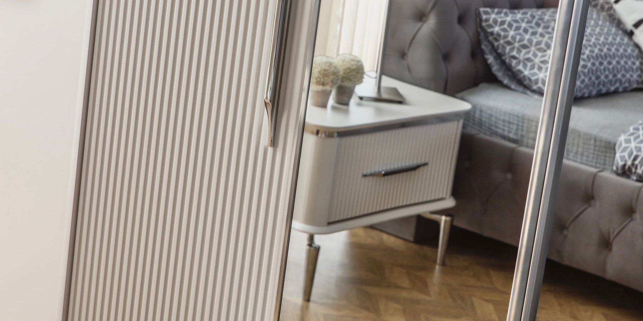 Royal Gümüş Yatak Odası Takımı