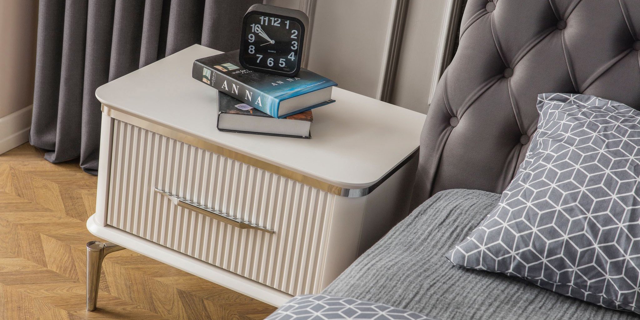 Royal Gümüş Yatak Odası Takımı